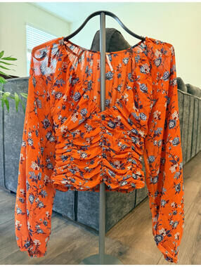 Free People - Final Rose Deep V-Neck Long Sleeve, Size XS   MSRP $98